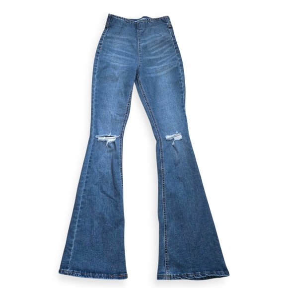 Tinseltown Hi-Rise Pull On Flares, Size 0 - Picture 10 of 10